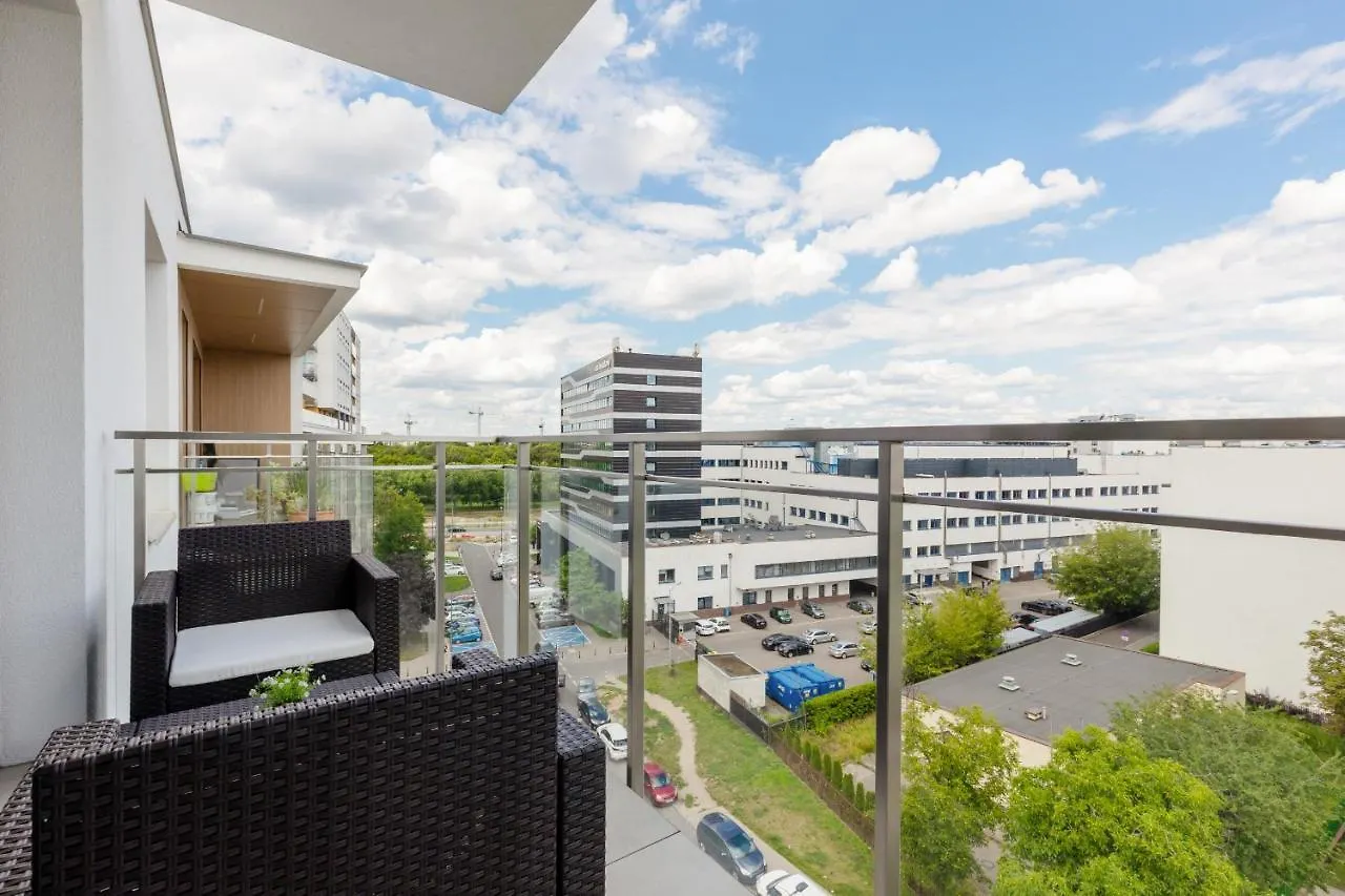Cosy Apartment On Wola Goleszowska By Noclegi Renters ワルシャワ ポーランド